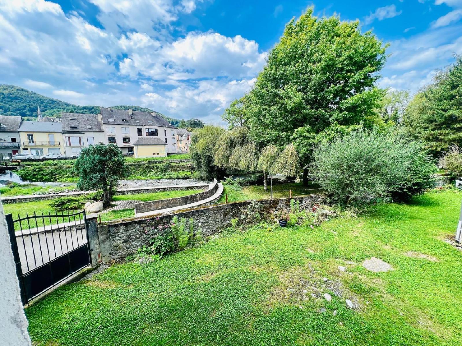Le Reflet Des Pyrenees Apartman Bagnères-de-Bigorre Kültér fotó